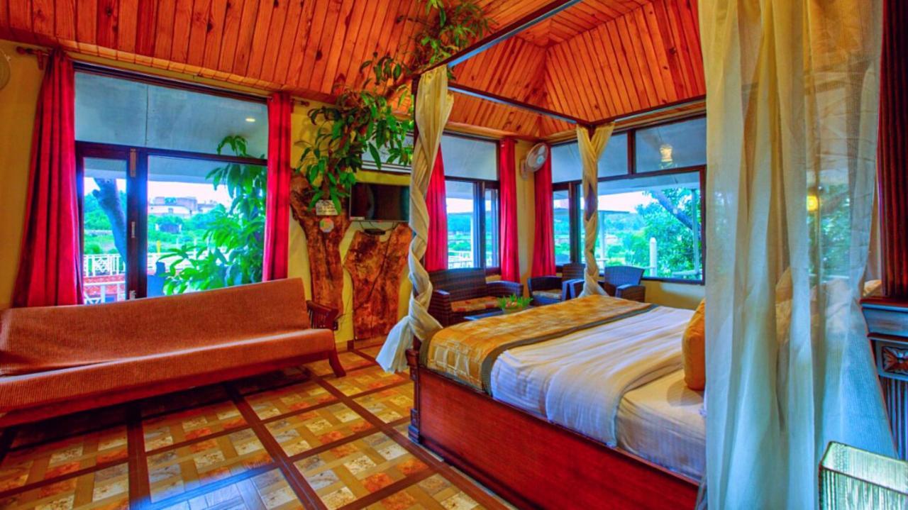 Pyramid Home Divine - A Wellness Resort Ντεχραντούν Εξωτερικό φωτογραφία