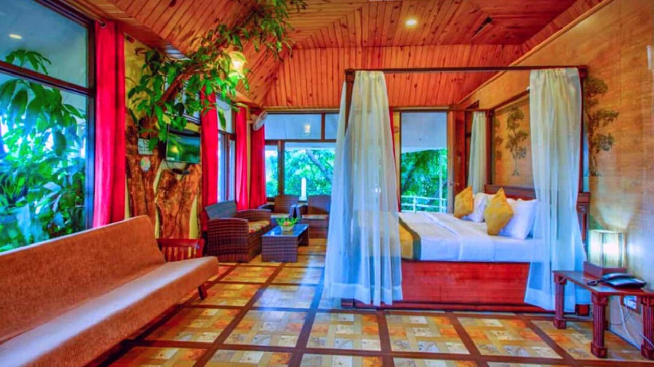 Pyramid Home Divine - A Wellness Resort Ντεχραντούν Εξωτερικό φωτογραφία